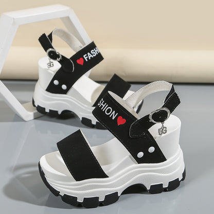 Կանացի սանդալներ սեպաձև կրունկներով, հարթակով բաց մատներով, մետաղական ճարմանդով սանդալներ, կանացի նորաձև առօրյա կոշիկներ