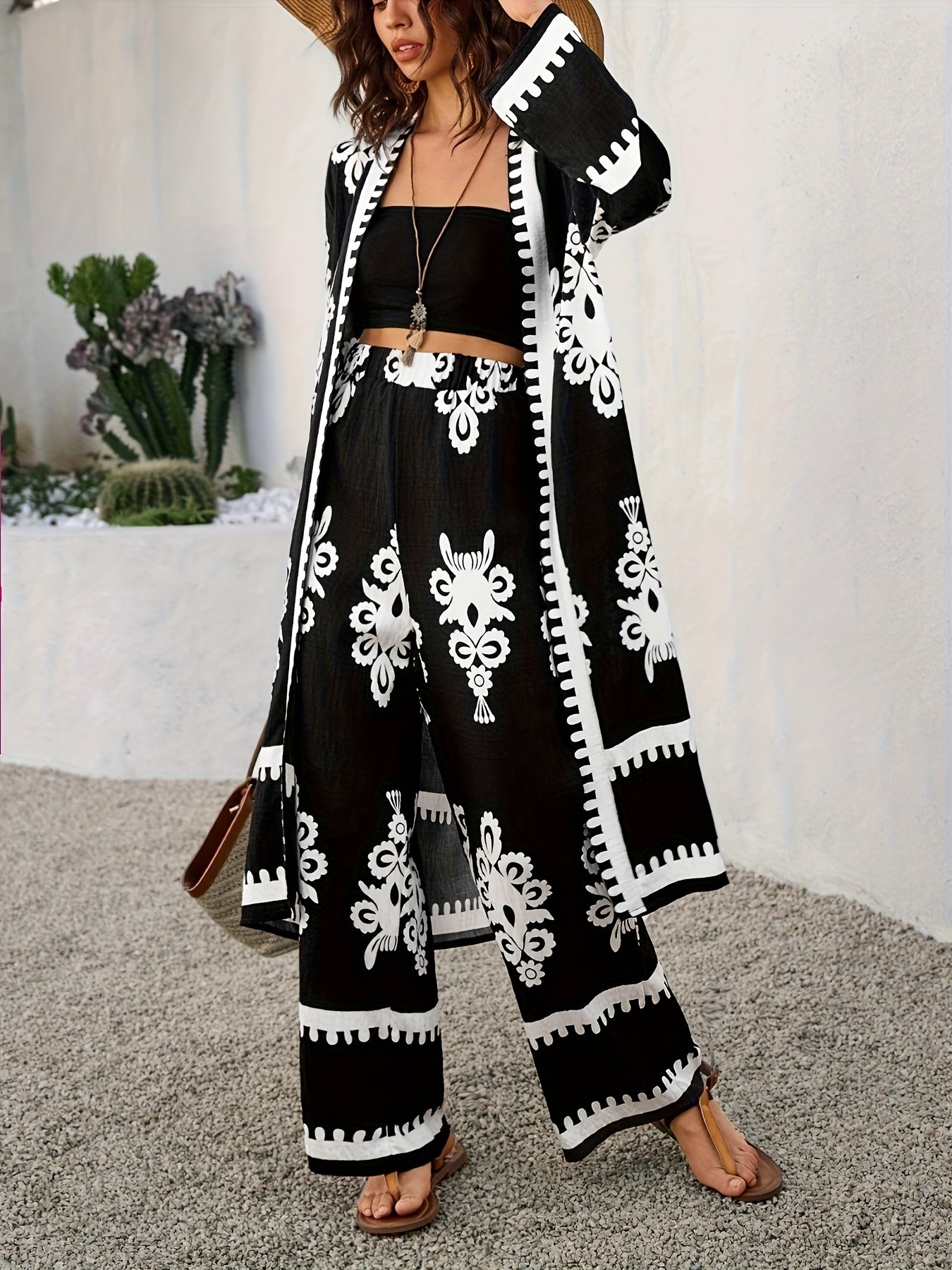 Կանացի ծաղկային նախշերով կիմոնո՝ 2 հատանոց հավաքածու