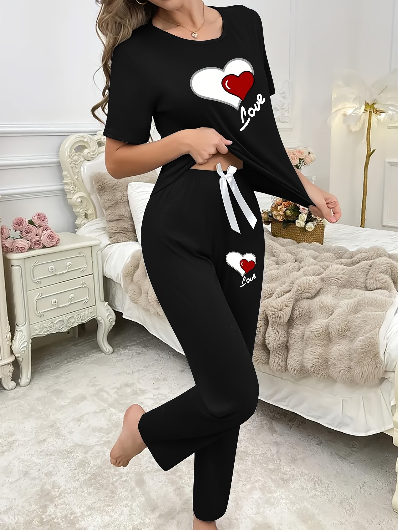 Casual Leisure Suit, Women's Double Love Print Short Sleeve Round Neck T-shirt and Pants Pajama Two-Piece Set Casual Comfortable Soft Home Clothes