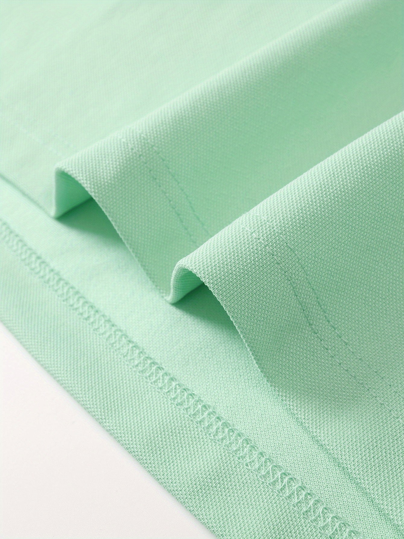 Տղամարդկանց սովորական գոլֆի վերնաշապիկ, 100% պոլիեսթեր տրիկոտաժե գործվածք, երկրաչափական նախշով, կոճակով օձիք, սովորական պիտույք, ամառային կարճ թև վերնաշապիկ՝ մուգ կապույտ, բաց կանաչ, խակի, սև