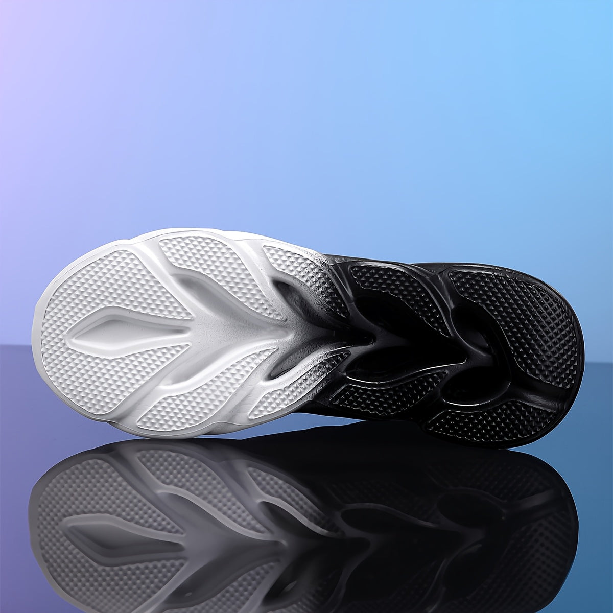 Նորաձև սև-սպիտակ գրադիենտային սպորտային կոշիկներ՝ շնչող ցանցով, հաստ ներբանով՝ հասակը մեծացնելու համար, նորաձև սպորտային, առօրյա վազքի կոշիկներ՝ բոցավառ դիզայնով, իդեալական ուսանողների համար՝ առօրյա հագուստով, բարձրակրունկ սպորտային կոշիկներ