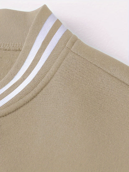 Սպորտային հագուստի անհրաժեշտ հավաքածու, տղամարդու առօրյա 69 հատանոց հավաքածու՝ գունային բլոկներով համալսարանական բաճկոն և A-69 նախշով մարզական տաբատ - պոլիեսթեր, բեյսբոլի օձիք, գրպաններ - իդեալական է աշուն/ձմեռ սեզոնի համար