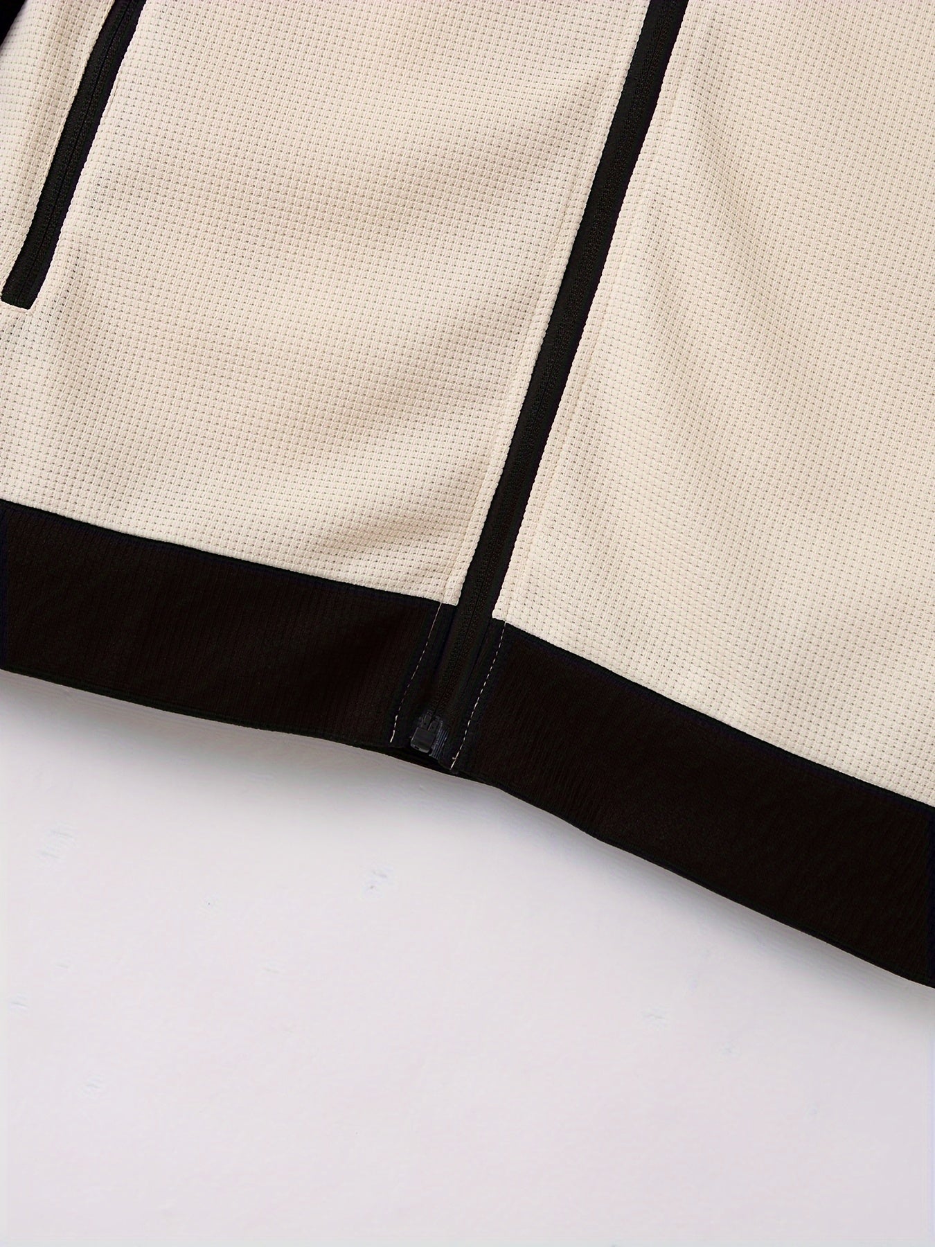 Տղամարդու սպորտային գունային բլոկով կայծակաճարմանդով բաճկոնի և վազքի տաբատի հավաքածու - պոլիեսթերի խառնուրդ, իդեալական է գարնան/աշնան համար