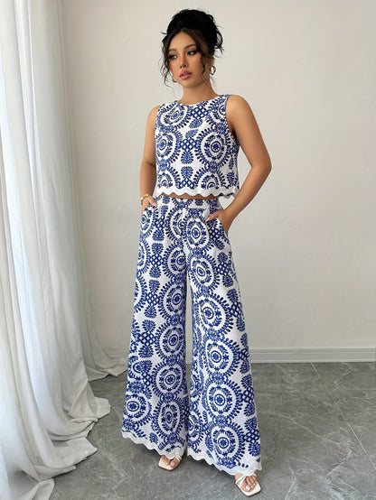 2 հատ կանացի բուսական նախշերով կլոր վզնոցով անթև վերնաշապիկի և տաբատի հավաքածու