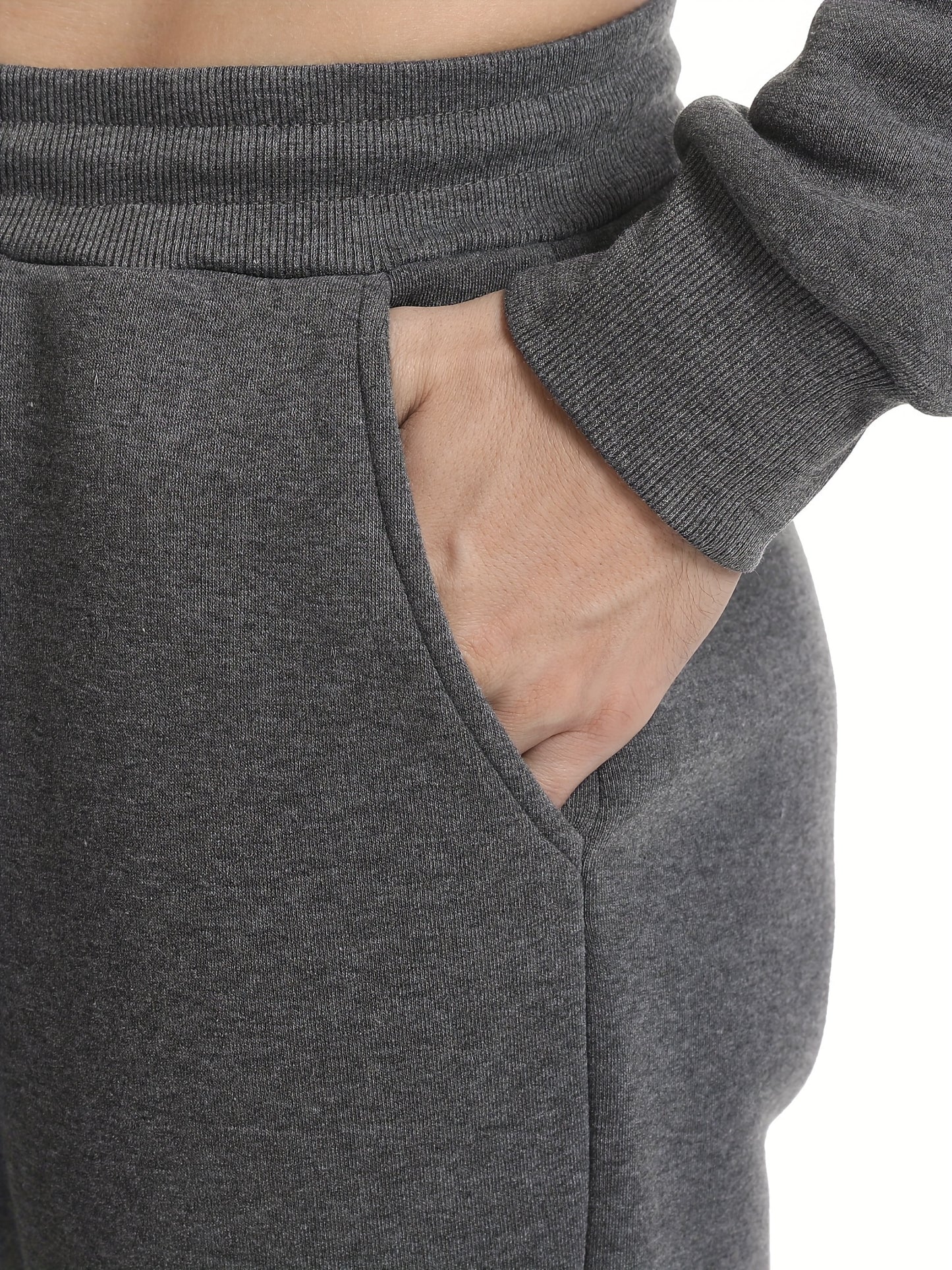 Տղամարդու մարզահագուստ, երկկտոր վերնաշապիկ, սպորտային համազգեստի հավաքածուներ, վազքի համար նախատեսված սպորտային կոստյումներ՝ լարով