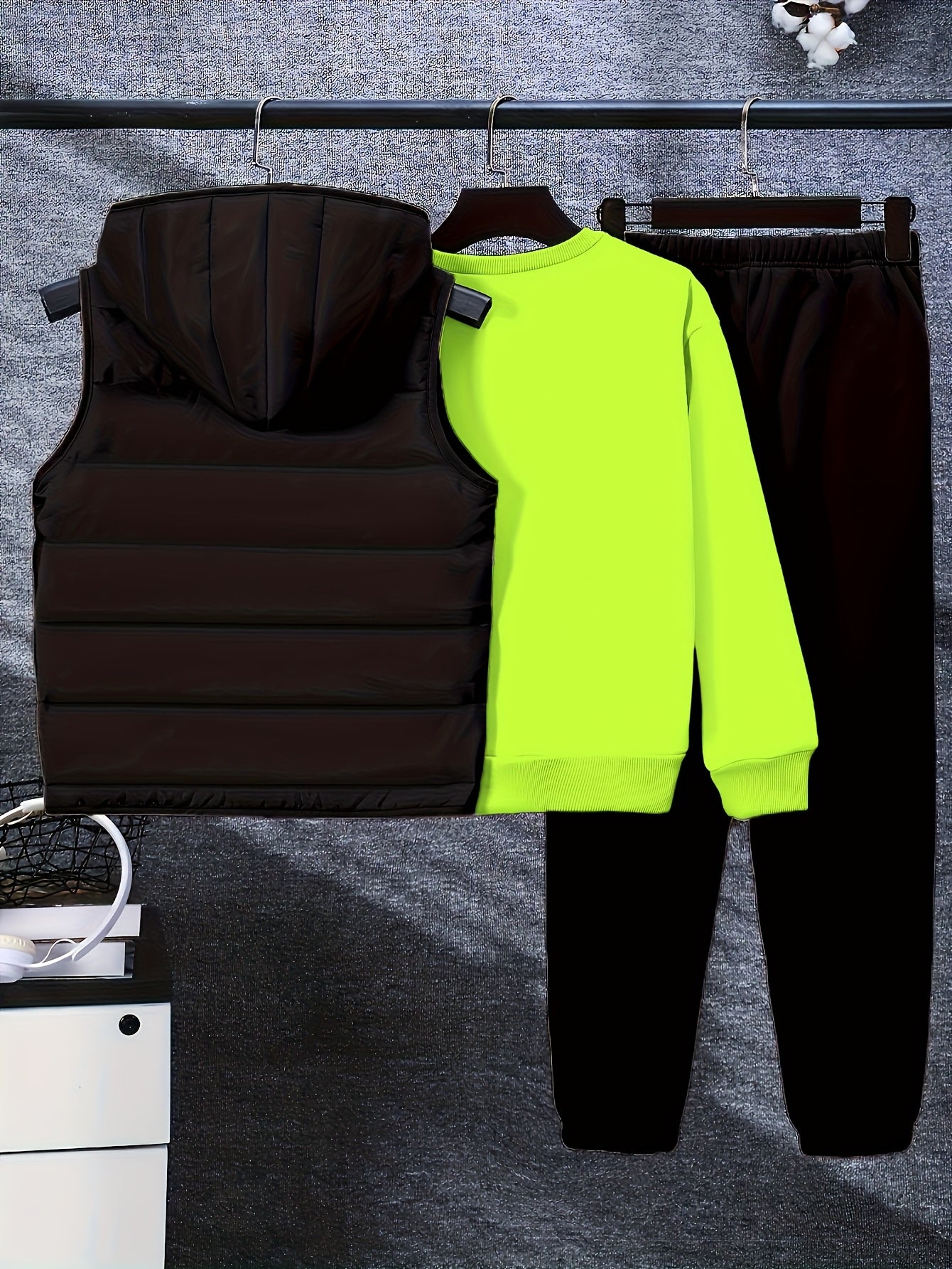 3pcs Boys' Winter Warm Uniform Set - NY Logo Lettered Jacket, Sweatshirt & Pants with Numbered Parch-Like Strips (8-12 Years) | Machine Washable 3pcs Outfit for, & Cold Weather | Non-Stretch Layered Clothing, Perfect for Outd