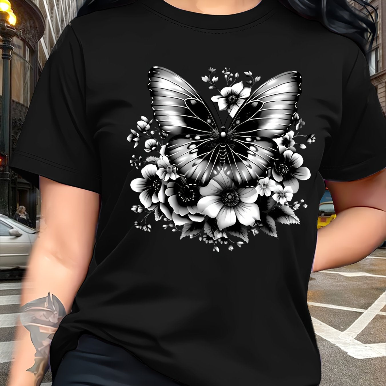 Circle Chic թիթեռի նախշերով շապիկ - նրբագեղ դիզայն, կլոր վզնոցով ամենօրյա վերնաշապիկ - շնչող և թեթև, իդեալական է գարուն/ամառ զգեստապահարանի համար