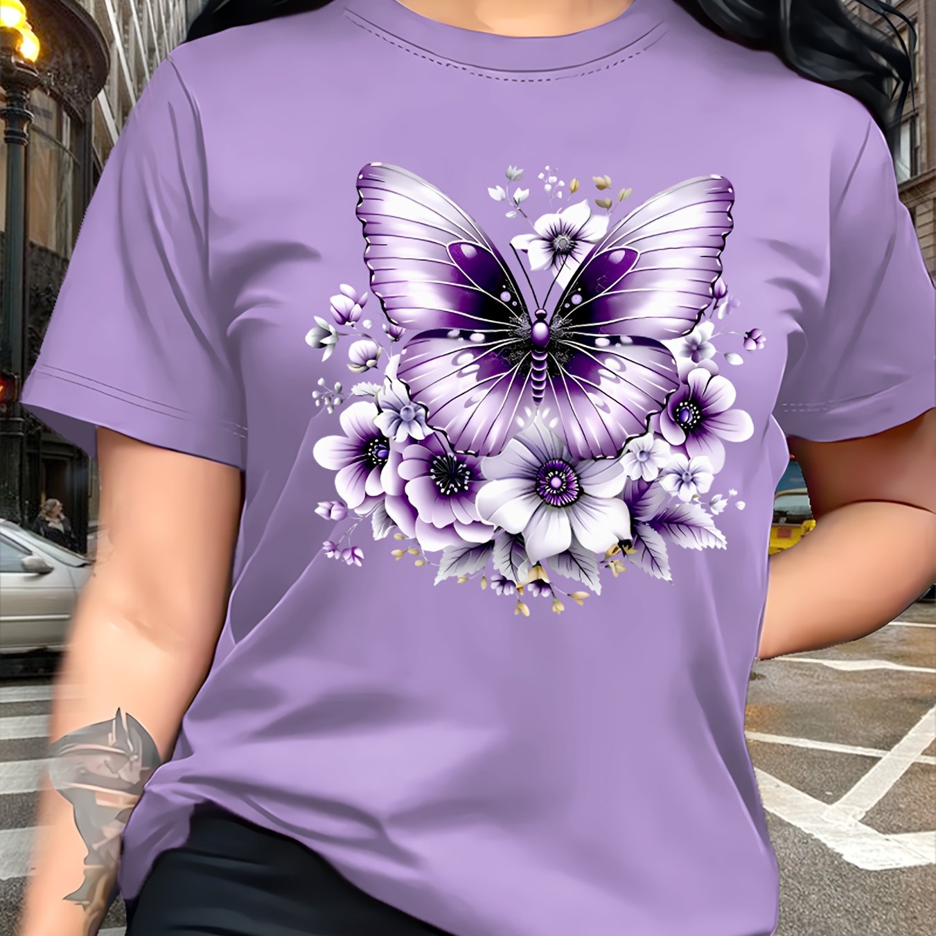 Circle Chic թիթեռի նախշերով շապիկ - նրբագեղ դիզայն, կլոր վզնոցով ամենօրյա վերնաշապիկ - շնչող և թեթև, իդեալական է գարուն/ամառ զգեստապահարանի համար