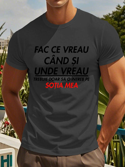 Տղամարդու կարճ թևքով ռումինական «Qitate» գրությամբ շապիկ - «Face Ce Vreau Cand Si Under Breath» տպագրությամբ, թեթև պոլիեսթերային, ամառային ամենօրյա վերնաշապիկ, կլոր վզնոցով, լվացվող մեքենայով, լվացվող մարզաշապիկ՝ թավ տեքստով, թեթև նյութով։